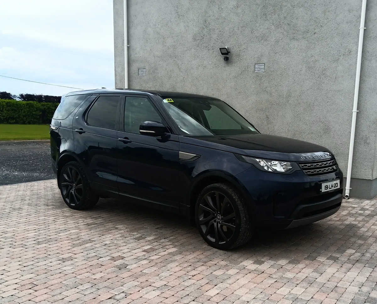 2019 Land Rover Discovery - Image 1
