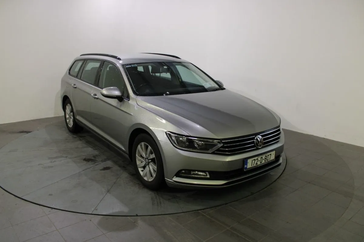 Volkswagen Passat 1.6 TDI 120HP Trendline Estate - Image 1