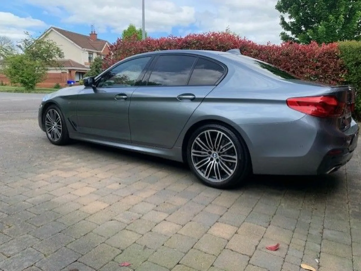 BMW 5-Series 2017 - Image 3