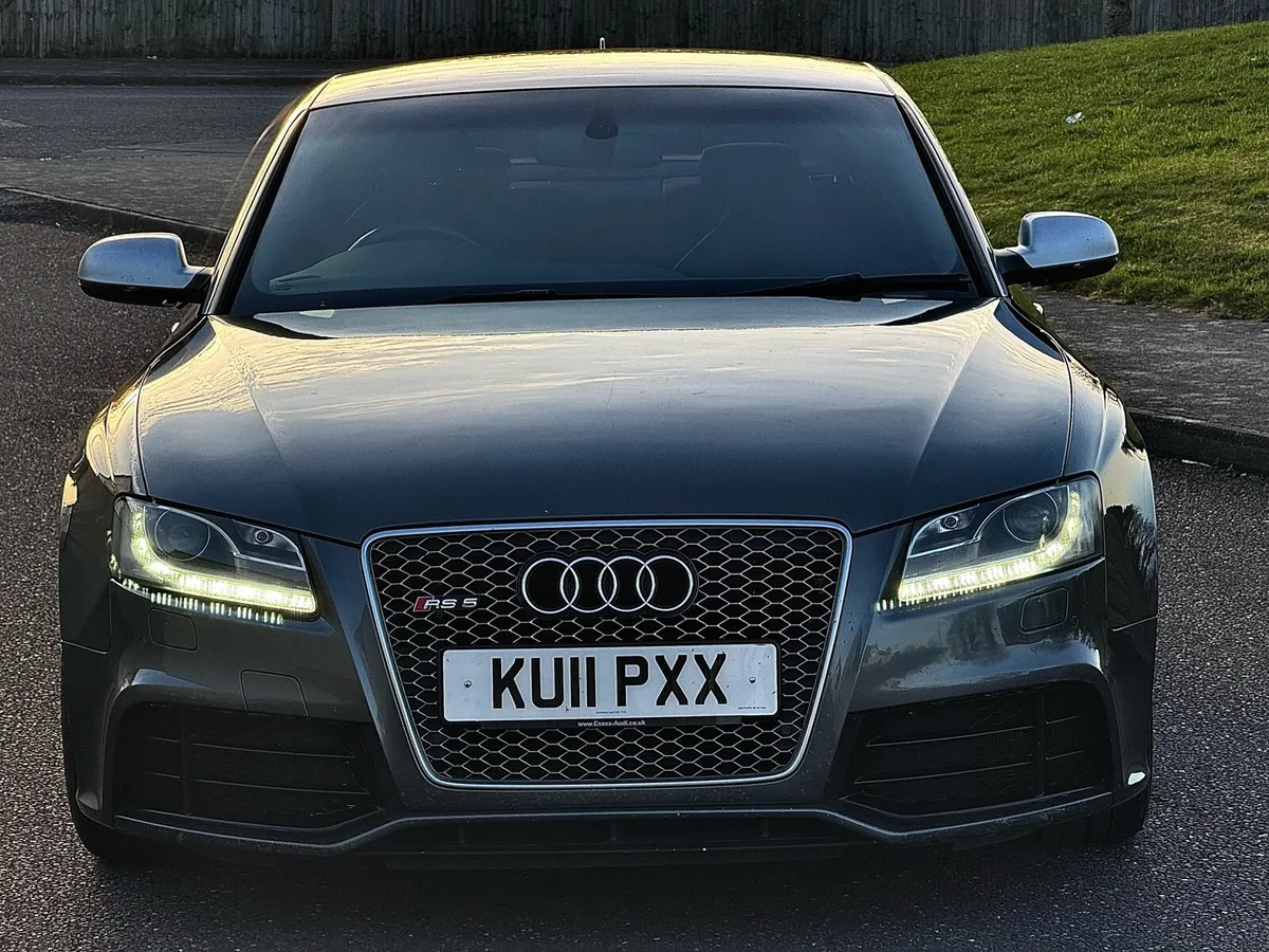 AUDI RS5 2011 - Image 2