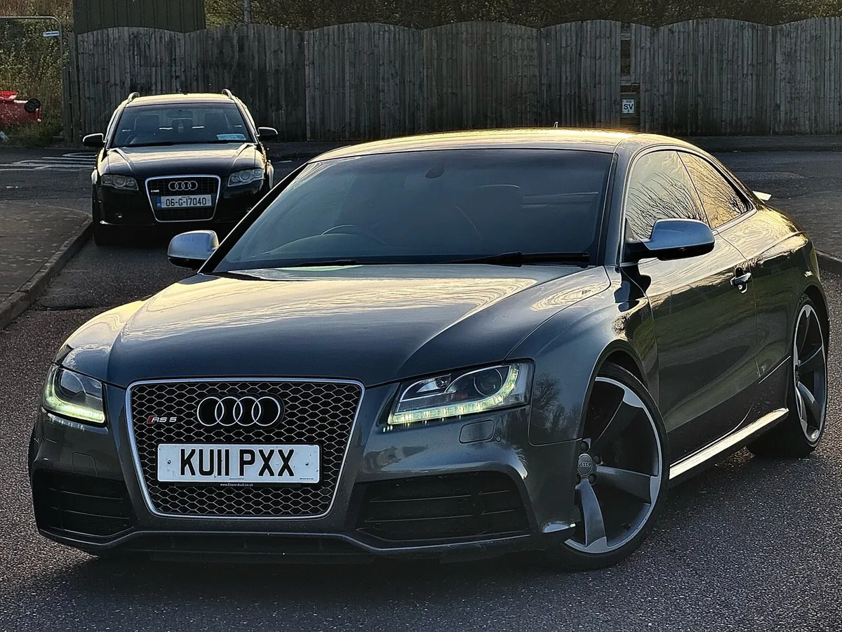 AUDI RS5 2011 - Image 3