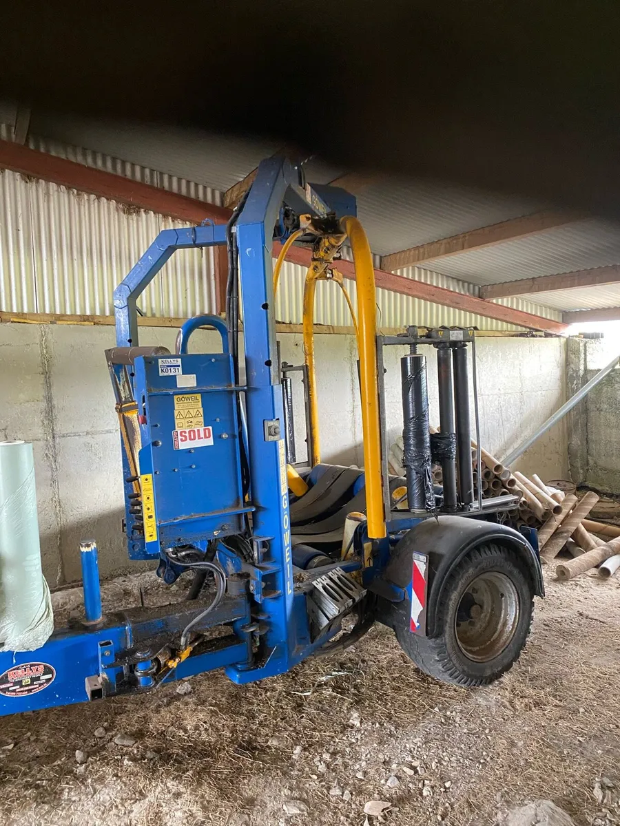 Welger Baler 235 profi and in-line Goweil wrapper - Image 3