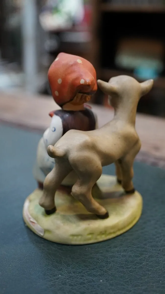 Goebel Hummel Figurine - Good Friends - Image 4