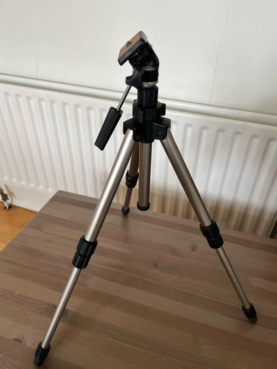 Camera tripod - Image 1