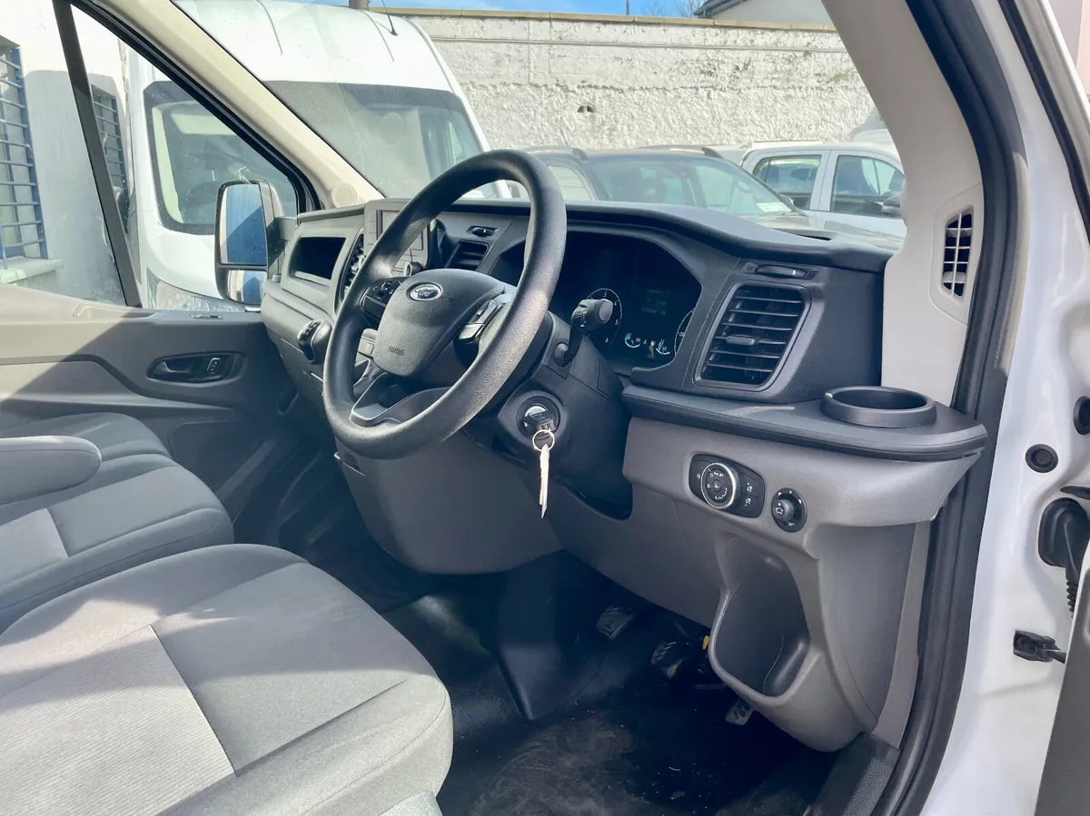 Ford Transit 350 2.0TDCI 130PS RWD Luton Van,2022 - Image 4