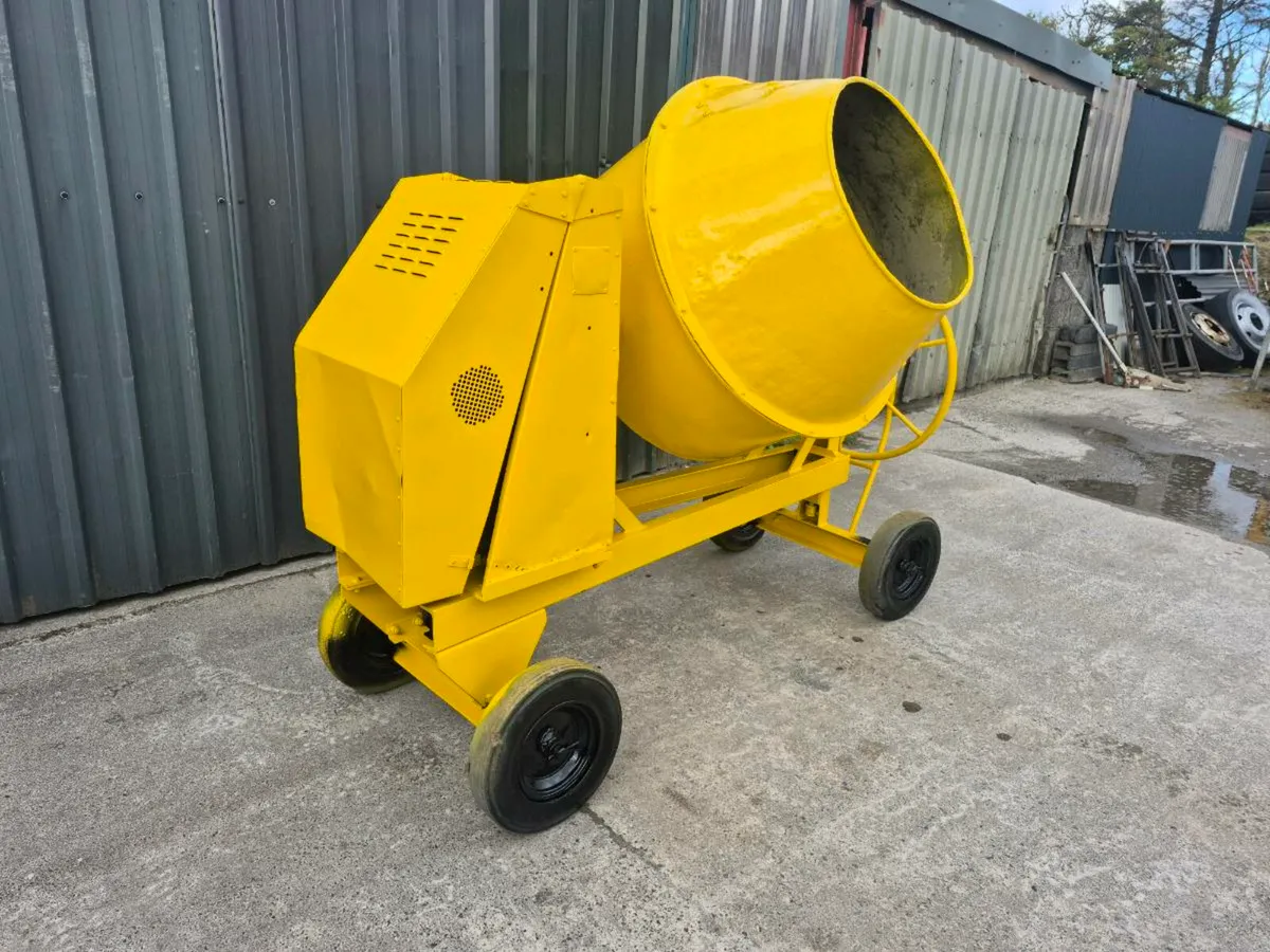 Professional builders cement mixers - Image 3