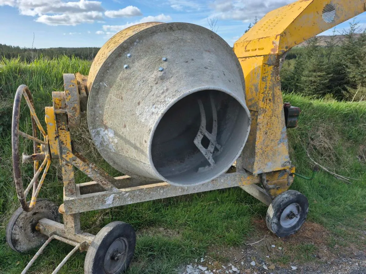 Professional builders cement mixers - Image 4