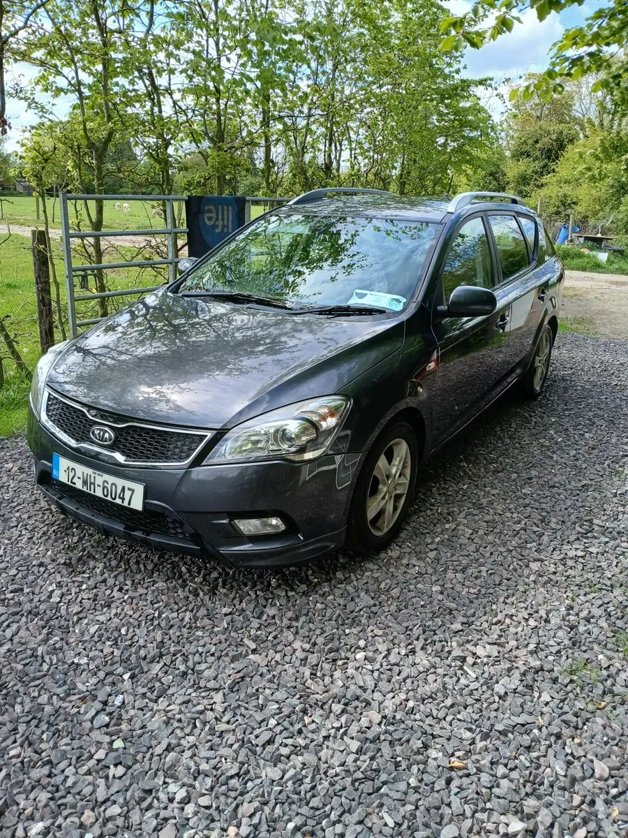 Kia Ceed 2012 - Image 1