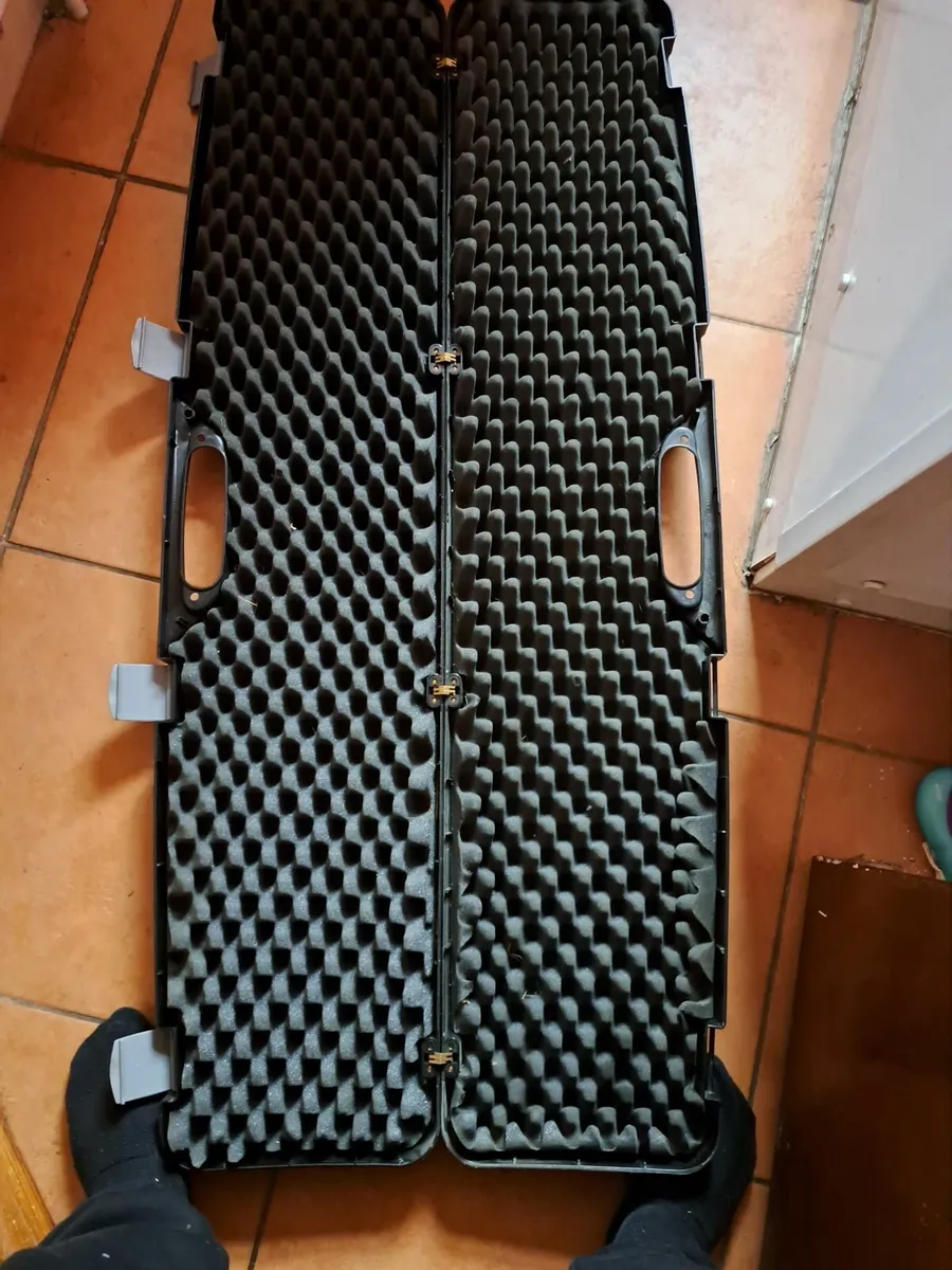 Gun case - Image 1