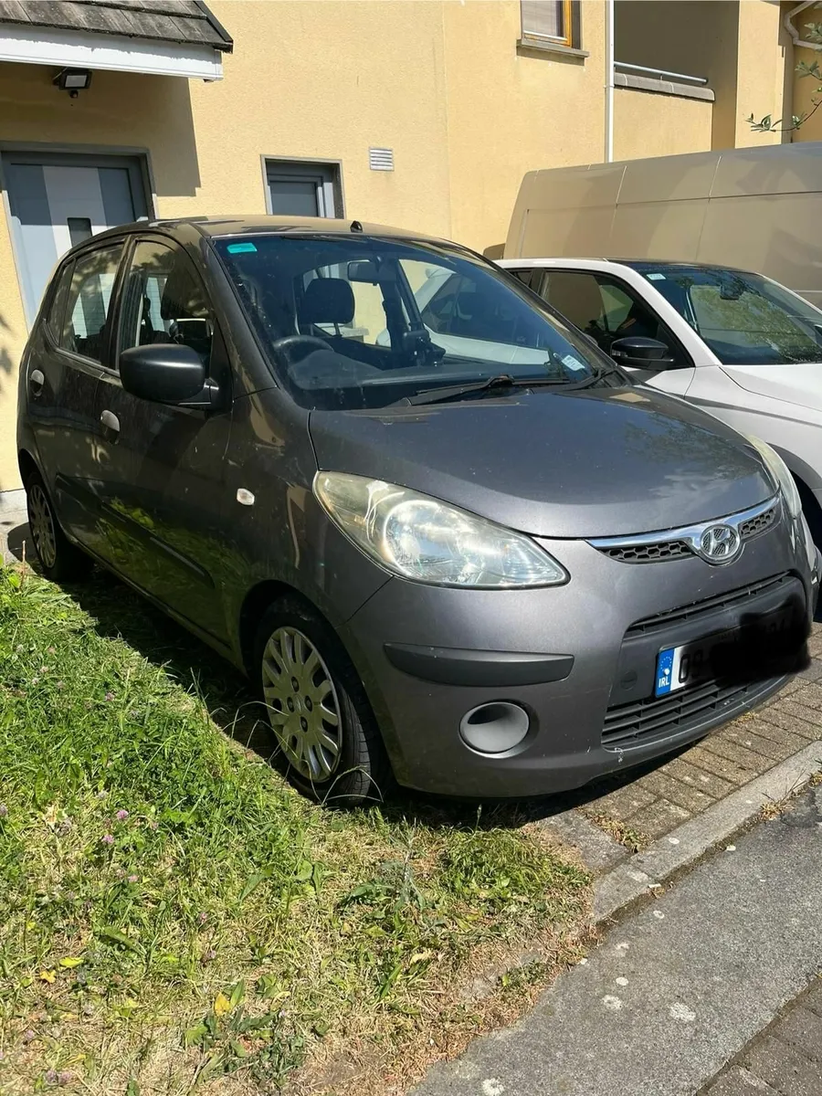 Hyundai i10 2009 - Image 2
