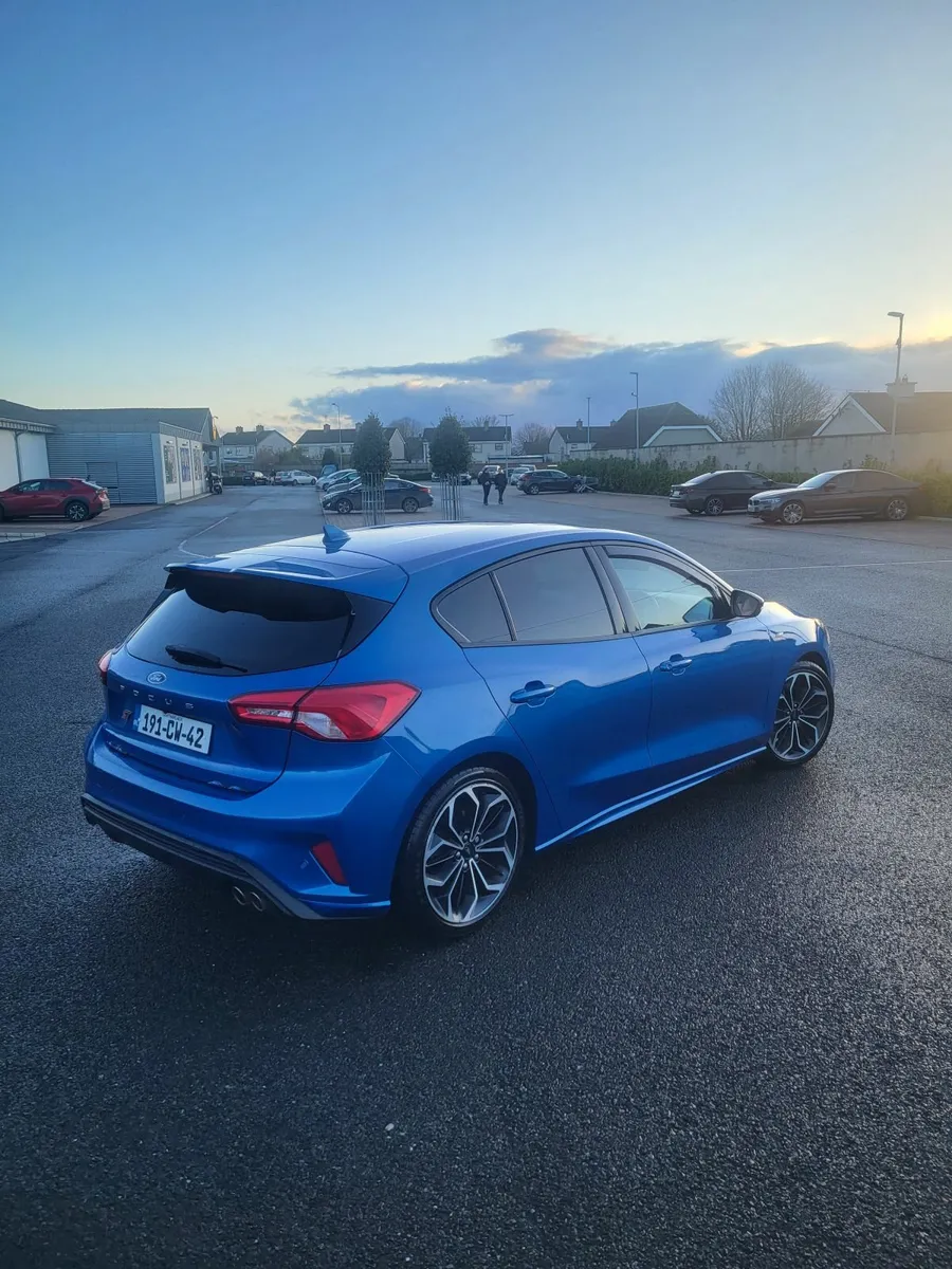 Ford Focus 2019 - Image 1