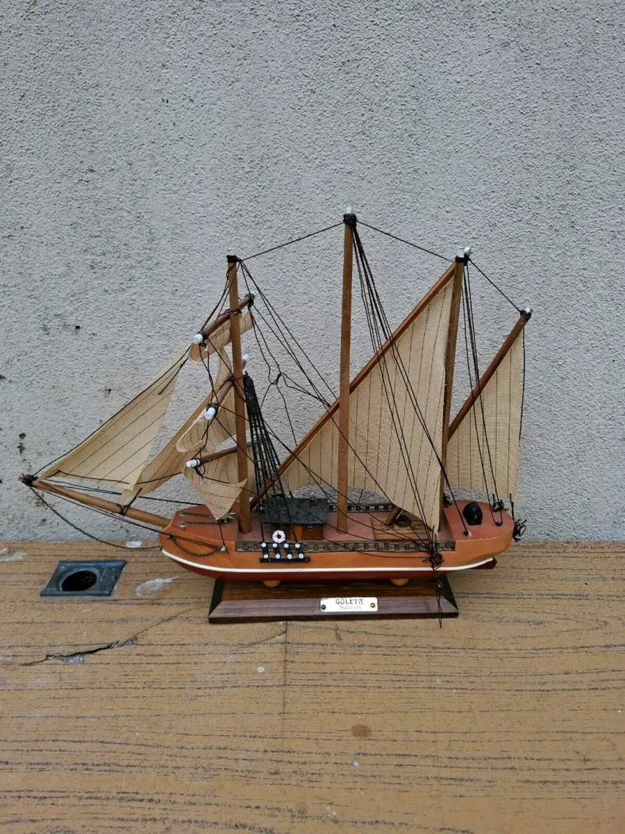 Spanish ship maquette