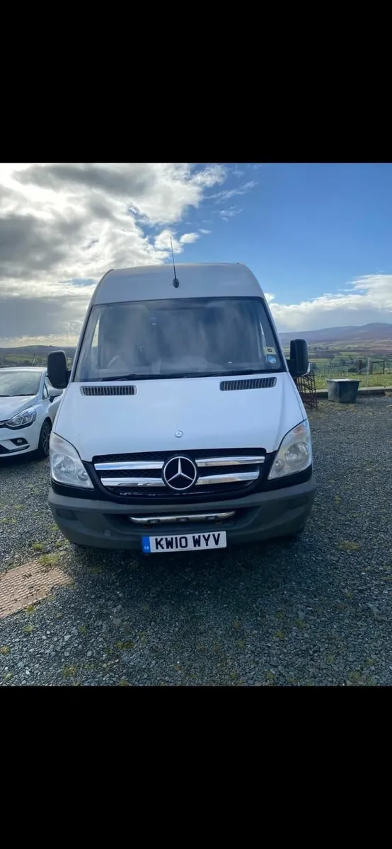 Mercedes-Benz Sprinter 2010 - Image 1