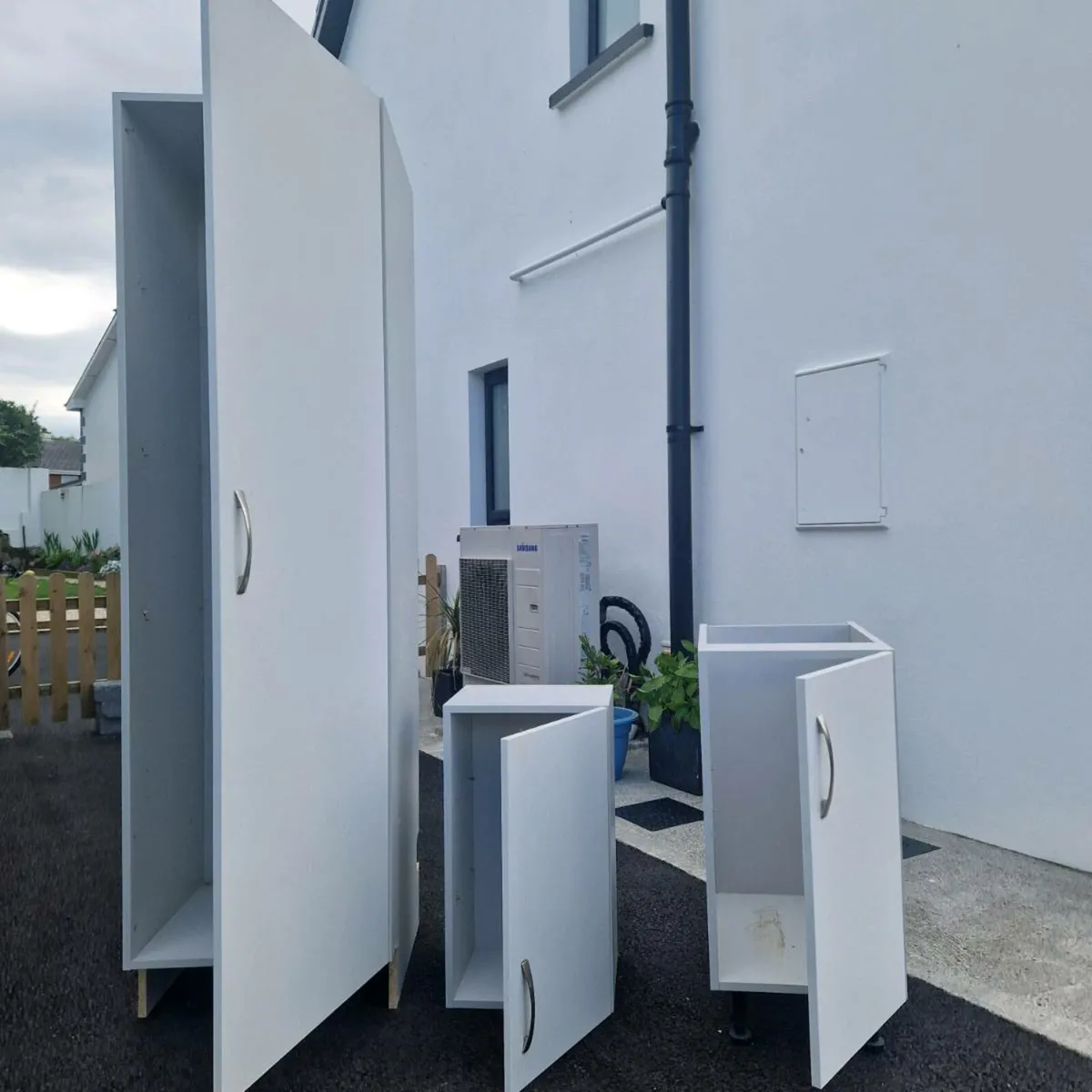 UTILITY CABINETS - Image 2