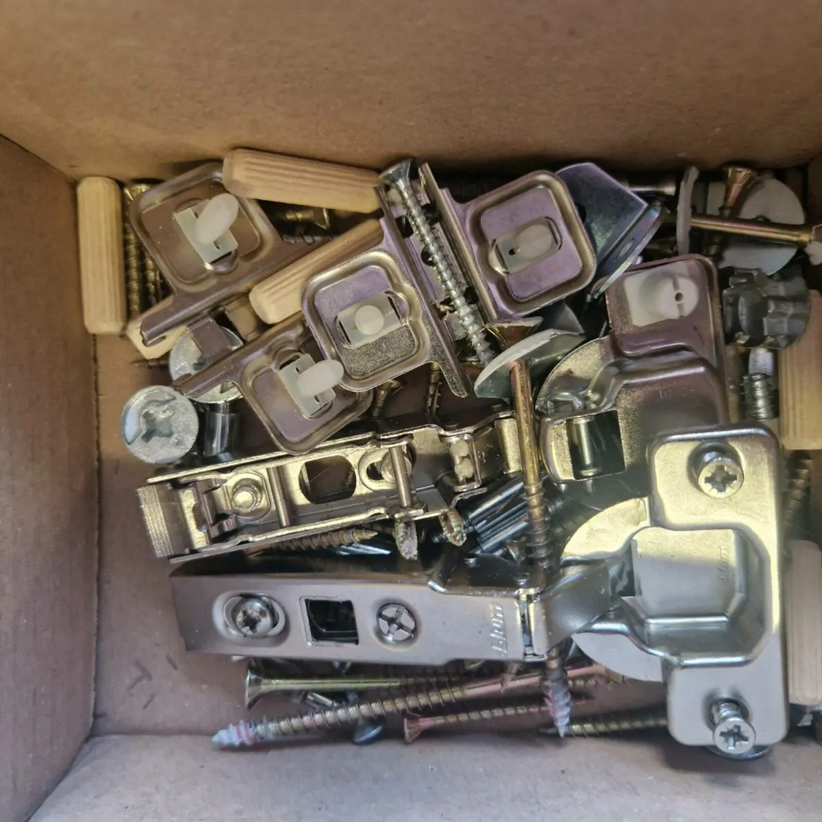 UTILITY CABINETS - Image 4