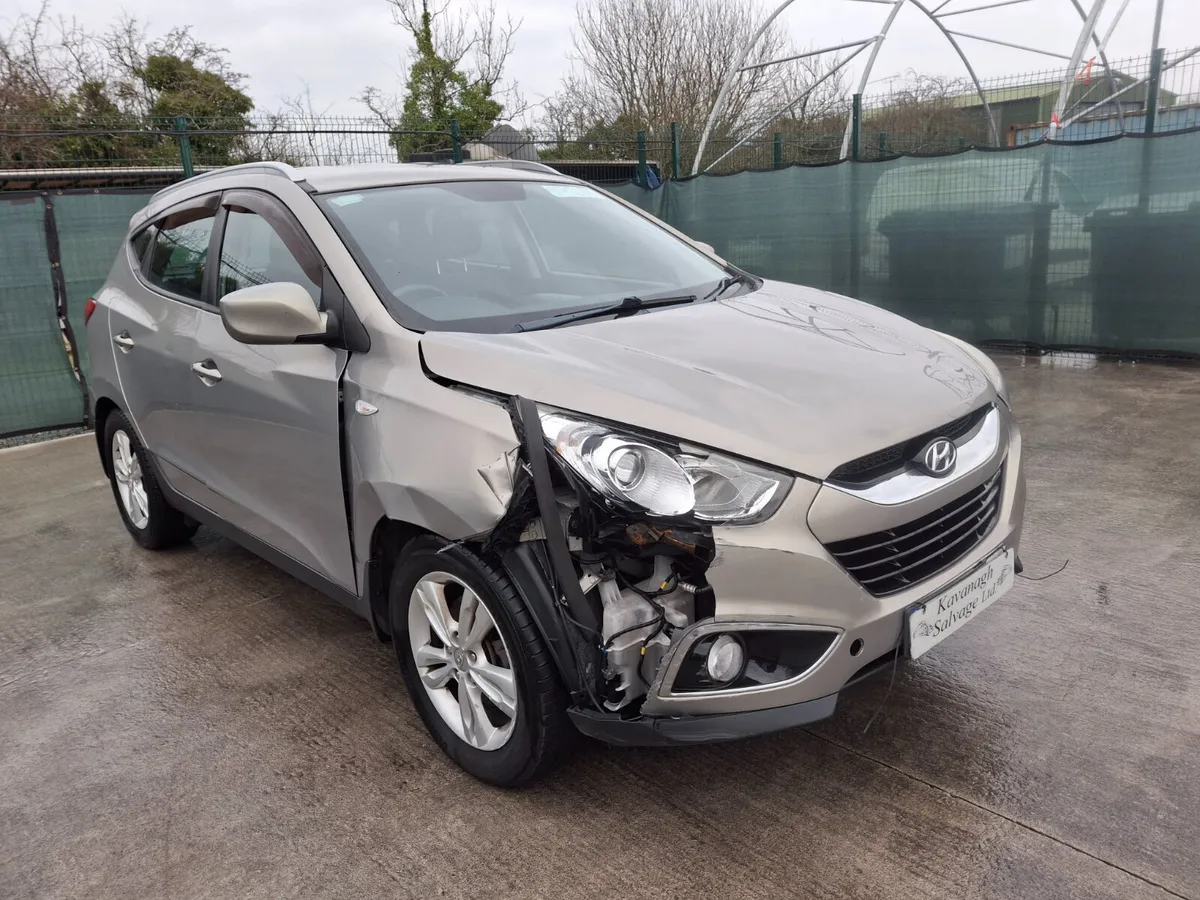2010 Hyundai ix35  4x4  2.0 Diesel - Image 2