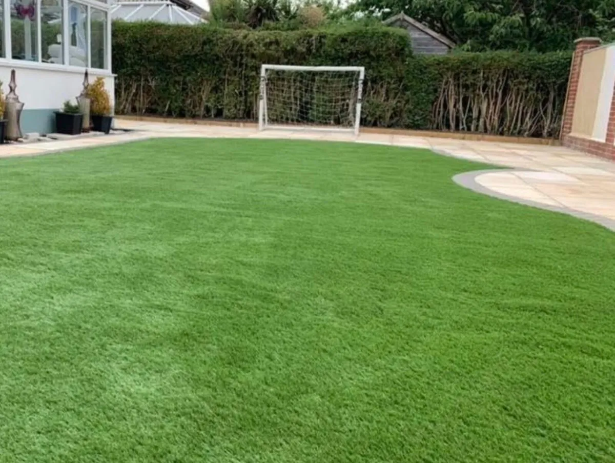 New 40MM fake grass available now - Image 3