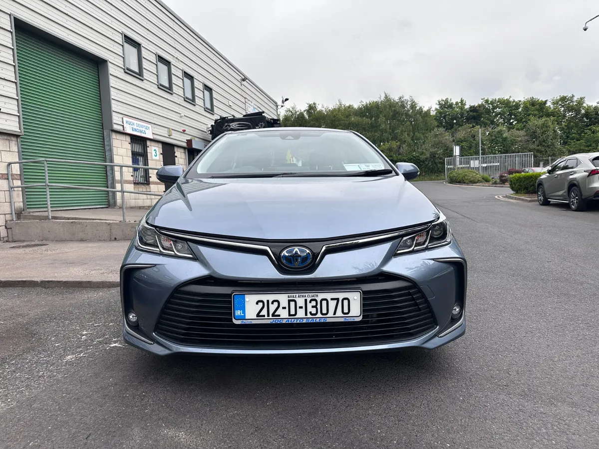 Toyota Corolla 1.8 Hybrid Luna, 2021 - Image 4