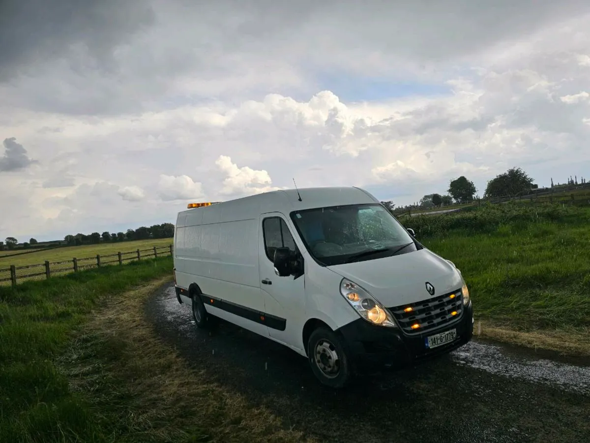 Mobile Tyre Fitting Van - Image 1