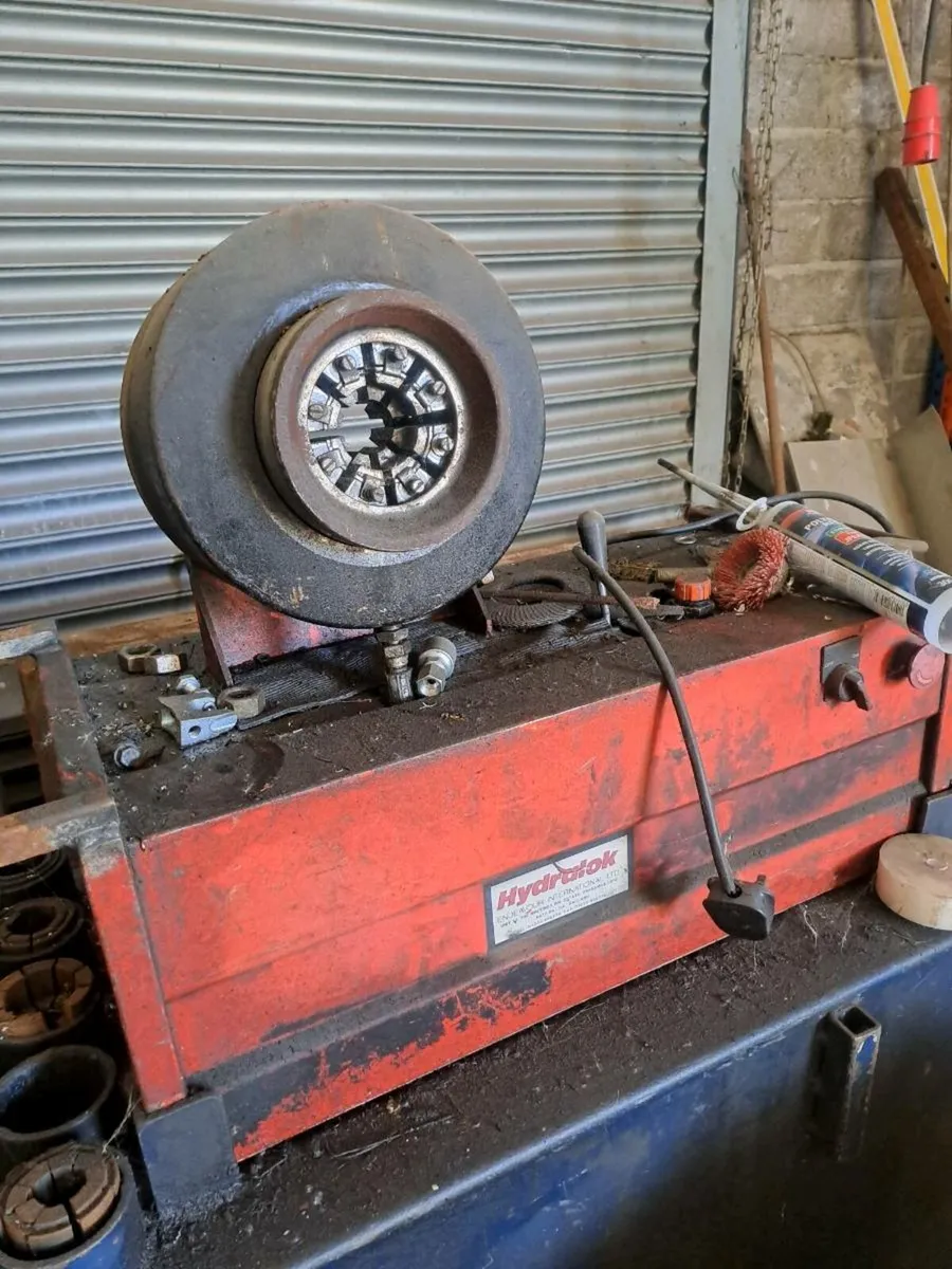 Various machines - Image 1