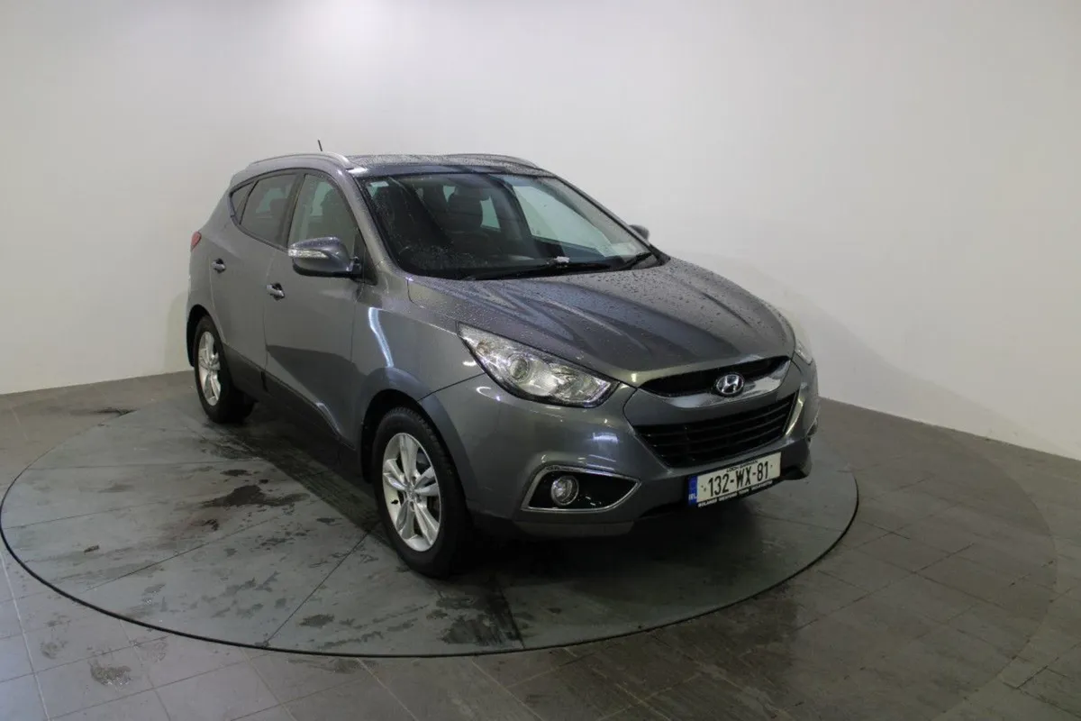 Hyundai ix35 1.7 Diesel Premium 2WD Pan Roof - Image 1