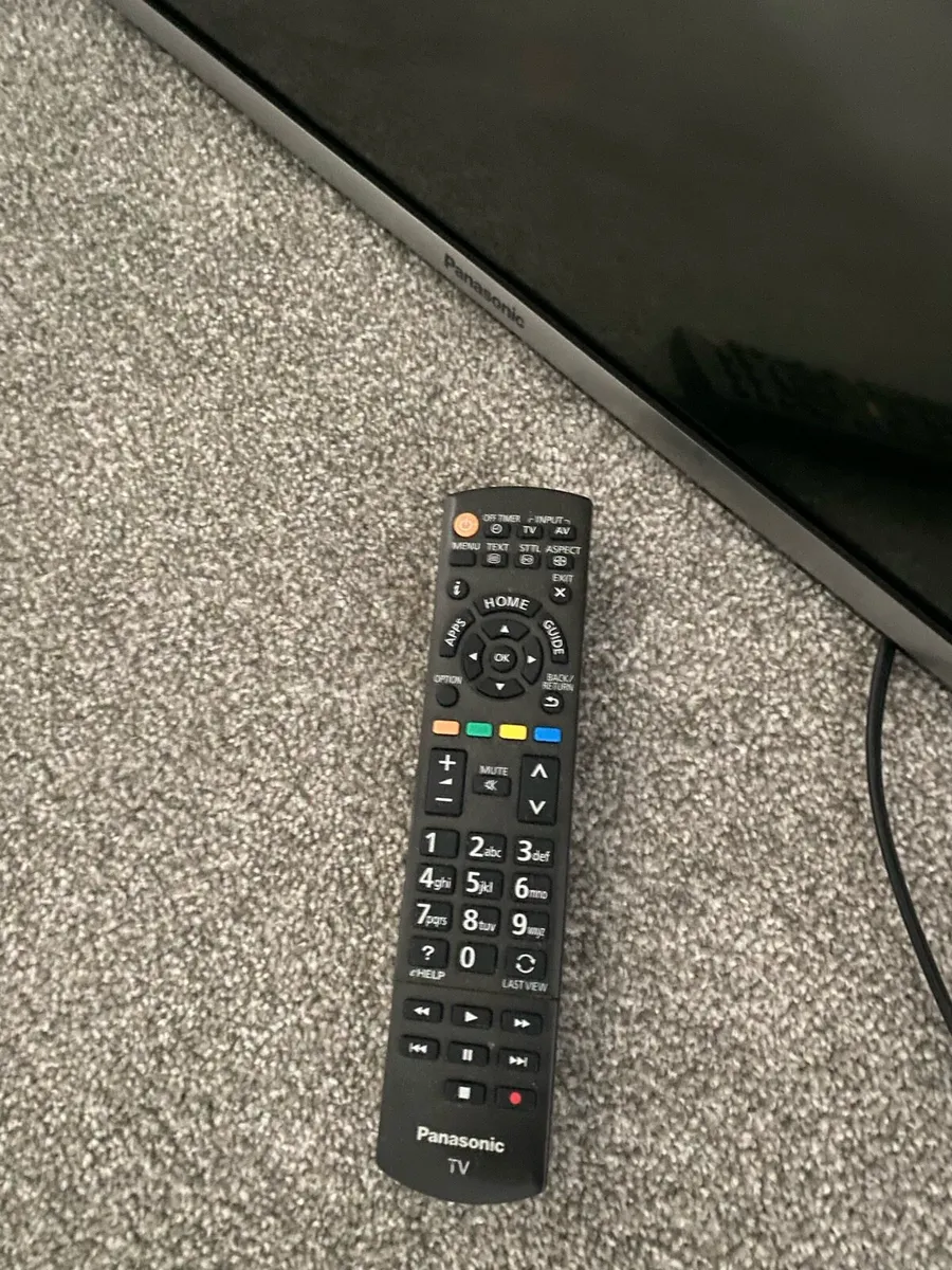 42 inch panasonic LCD smart TV - Image 3