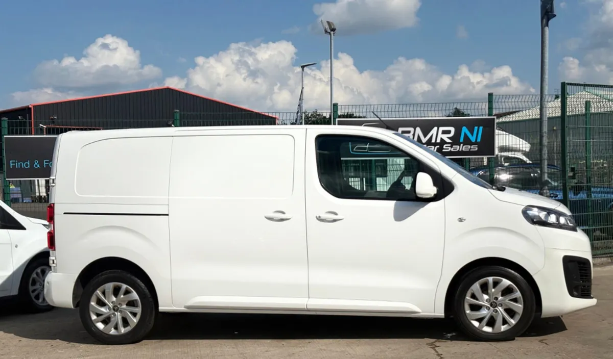 CITROEN DISPATCH TOP SPEC DRIVER - Image 2