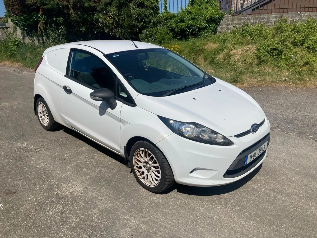 2011 FORD FIESTA VAN 1.4 DIESEL - Image 1