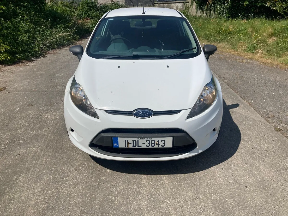 2011 FORD FIESTA VAN 1.4 DIESEL - Image 2