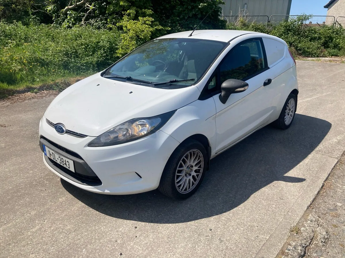 2011 FORD FIESTA VAN 1.4 DIESEL - Image 3