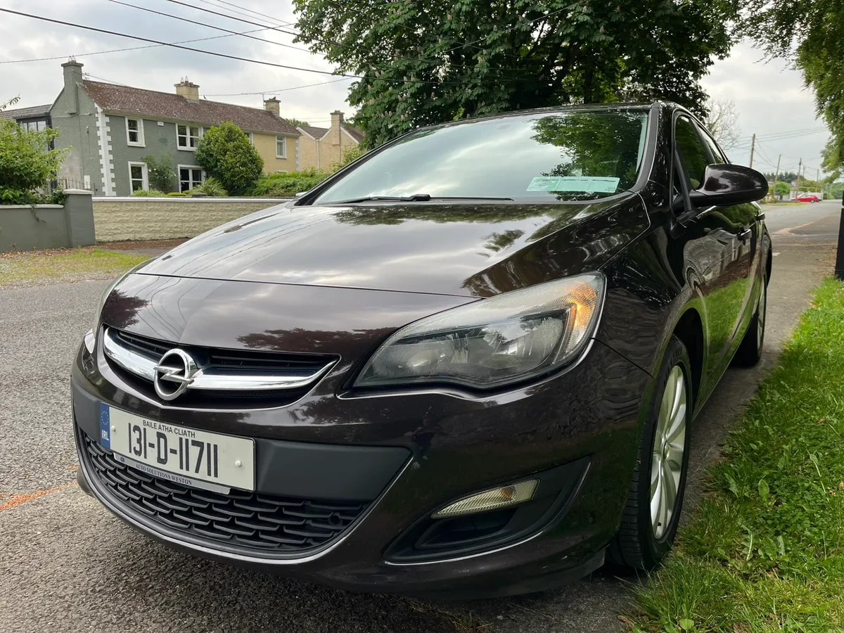 OPEL ASTRA 1.4I SC 5DR - Image 4