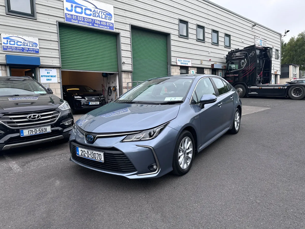 Toyota Corolla 1.8 Hybrid Luna, 2021 - Image 3