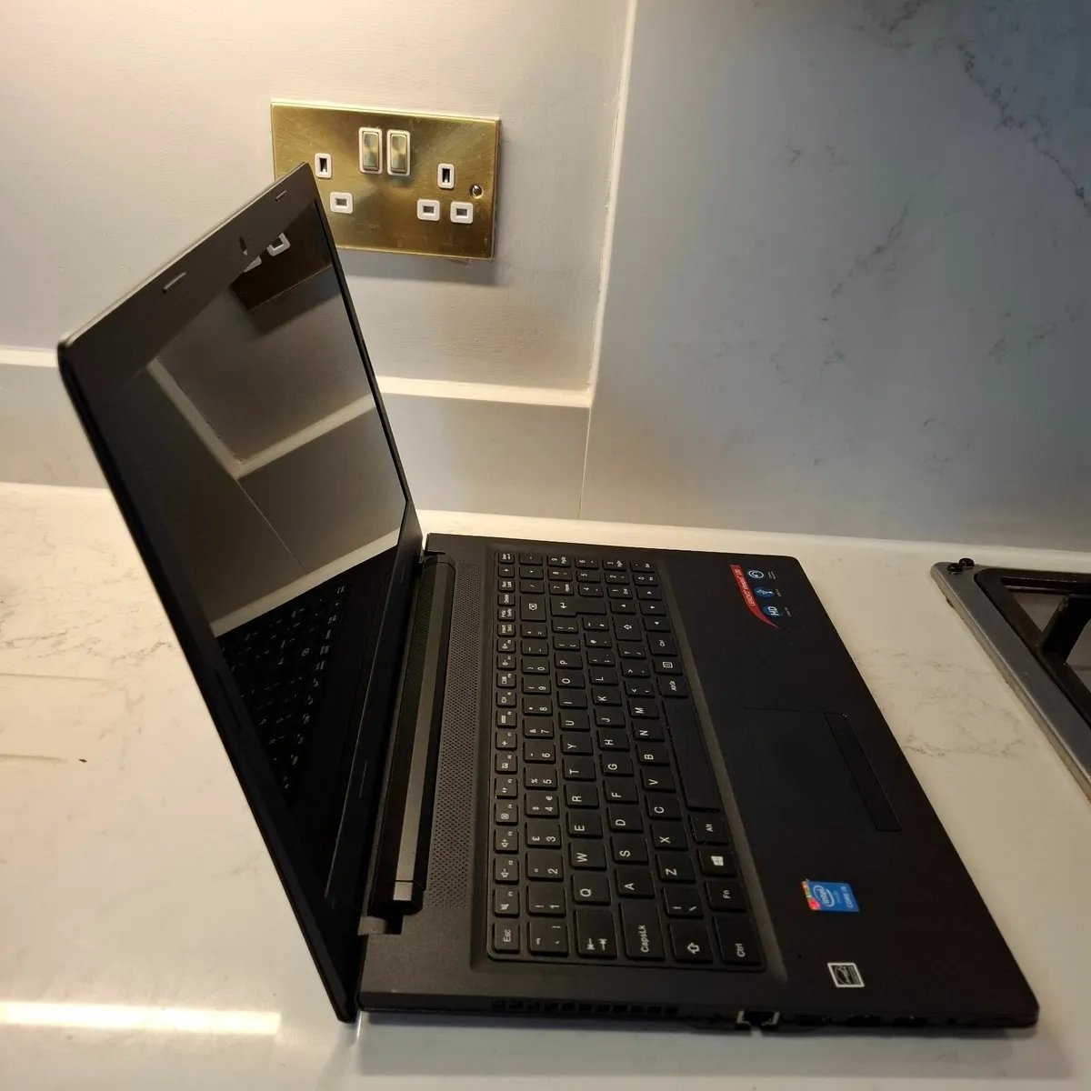 Lenovo ideapad 100 - Win 11 i5 8GB RAM, 500GB SSD - Image 4