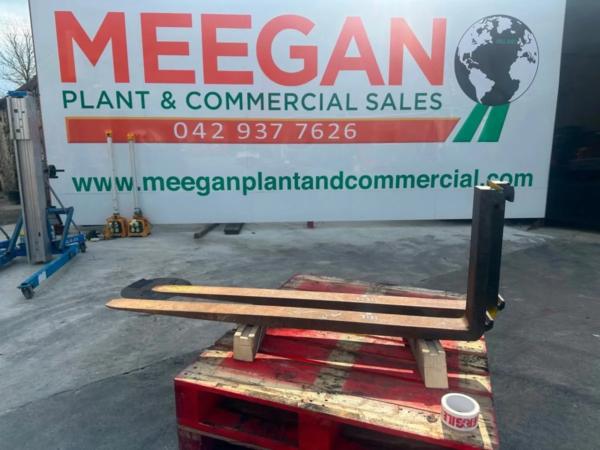 FORKLIFT FORKS ....4.7 FT ....55 INCH ....16" BAR - Image 1