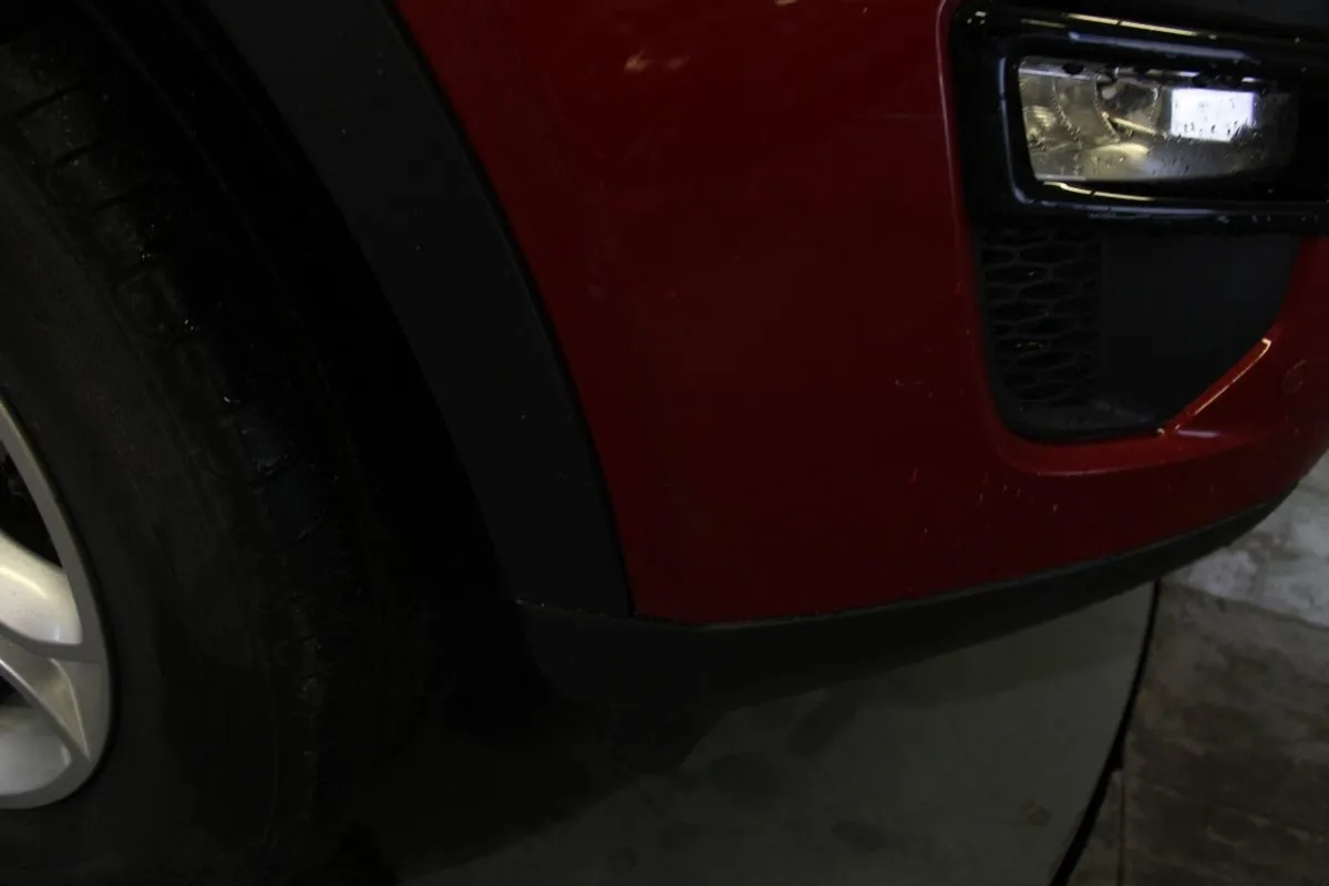 Land Rover Discovery Sport 2.0 TD4 Auto SE 7 Seat - Image 3