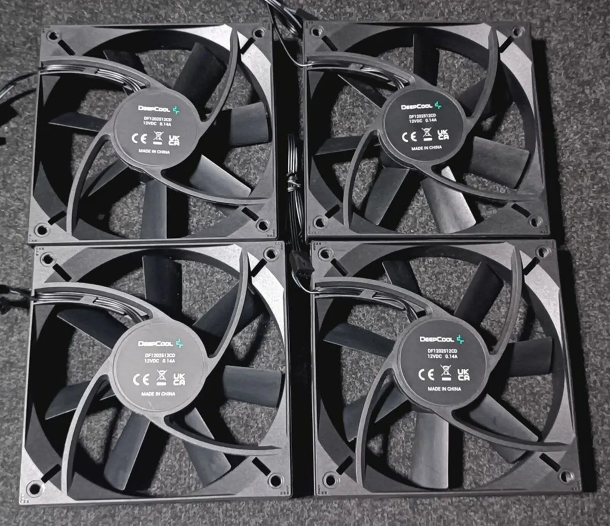 4 x Deepcool DF120mm 12V PC Fans - Image 2