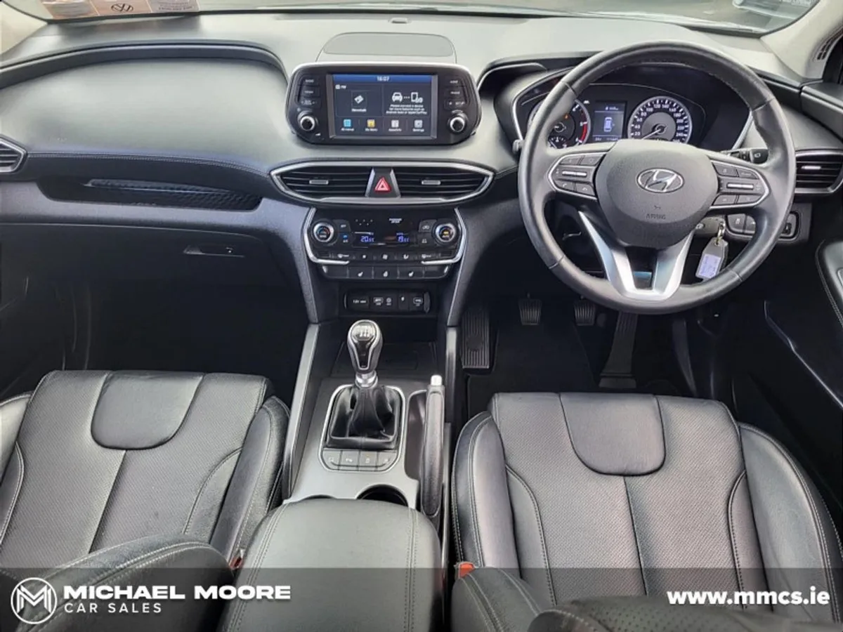 Hyundai Santa Fe 2.2 Crdi 2WD Executive Plus (7 S - Image 2