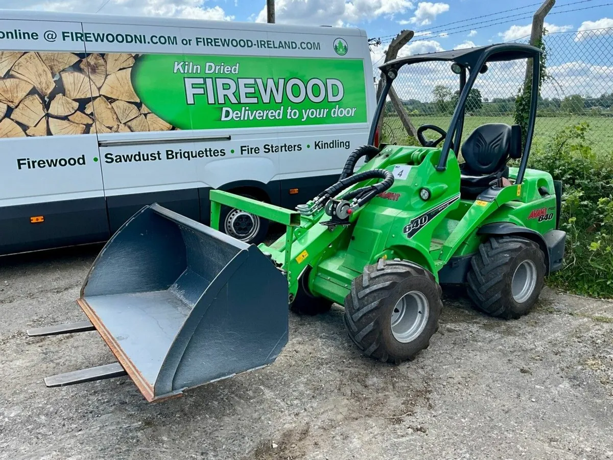 AVANT 640 4WD ARTICULATED LOADER - Image 1