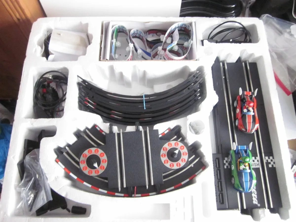 Mario Kart Wii Carrera Go Scalextric Car Racing - Image 2