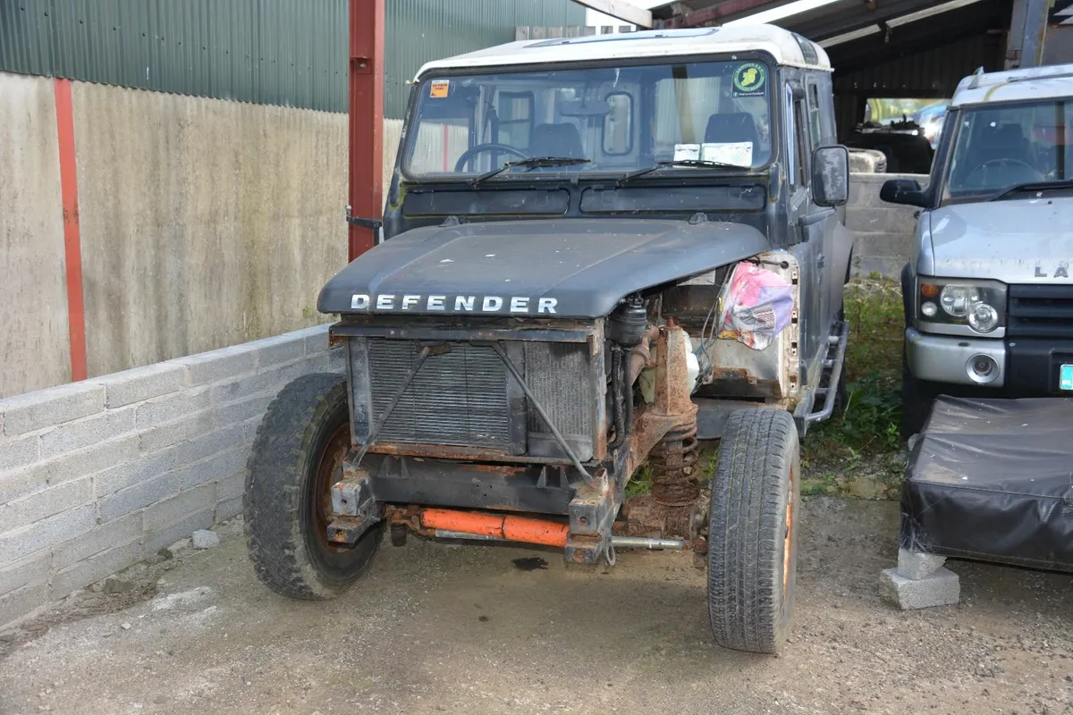 Land Rover Defender 100 with Replacement Chassis - Image 2