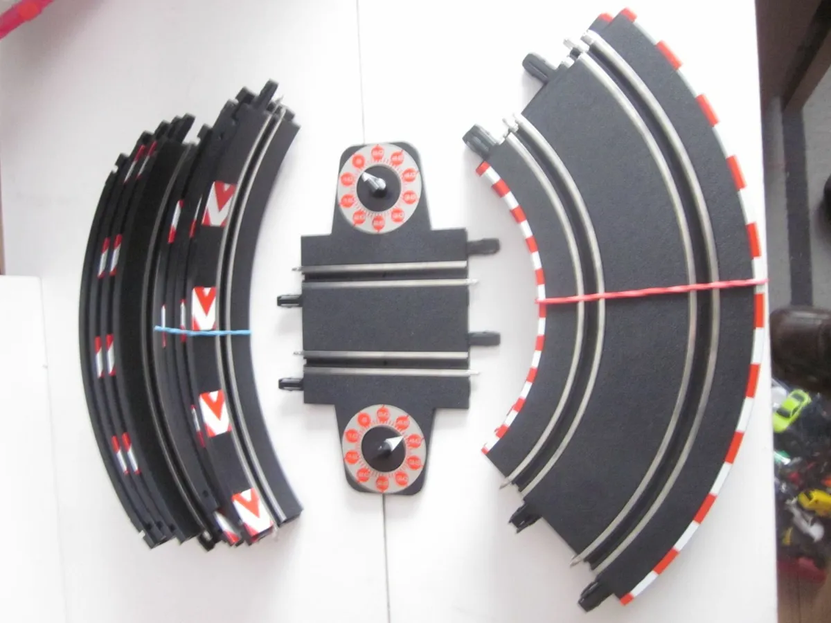 Mario Kart Wii Carrera Go Scalextric Car Racing - Image 4