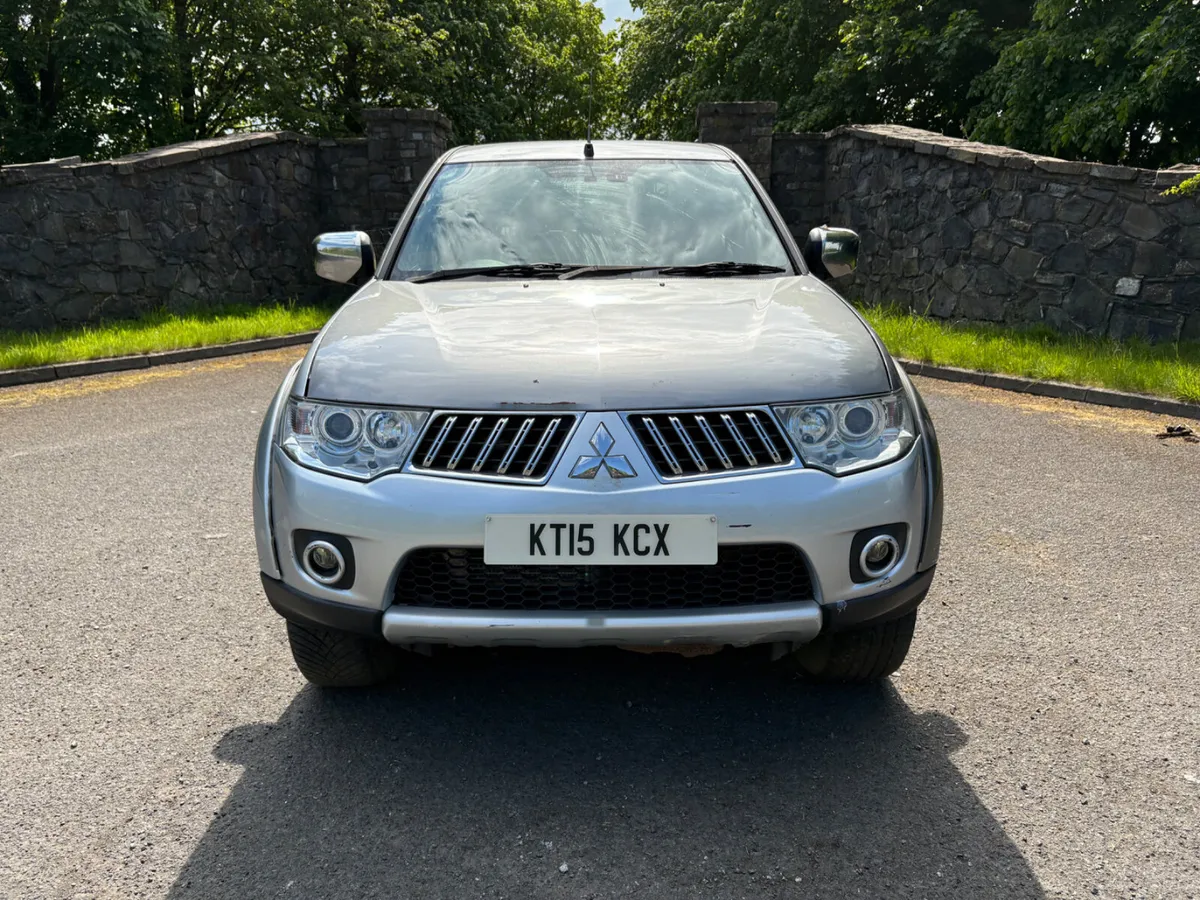 2015 Mitsubishi L200  Challenger 180ps manual Ni - Image 2