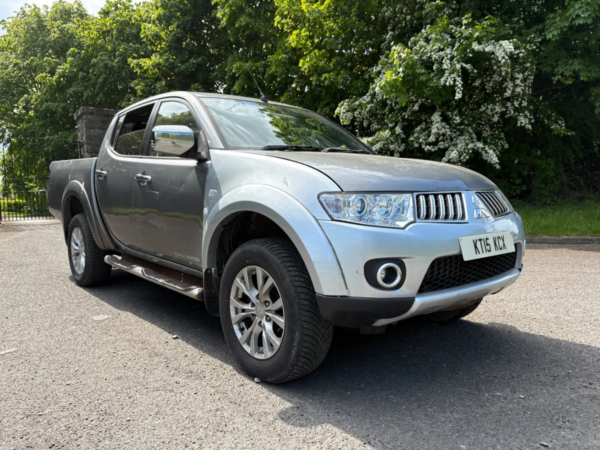 2015 Mitsubishi L200  Challenger 180ps manual Ni - Image 1