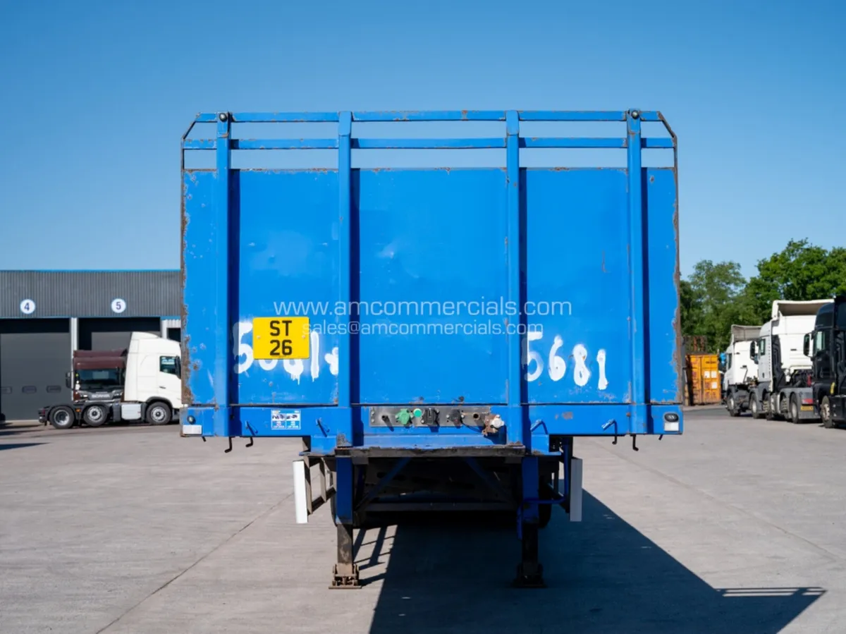 2015 SDC 3-AXLE FLATBED TRAILER - Image 2