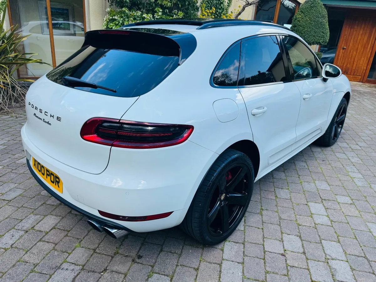 Porsche Macan TURBO - MEGA SPEC NI CAR AWESOME! - Image 2