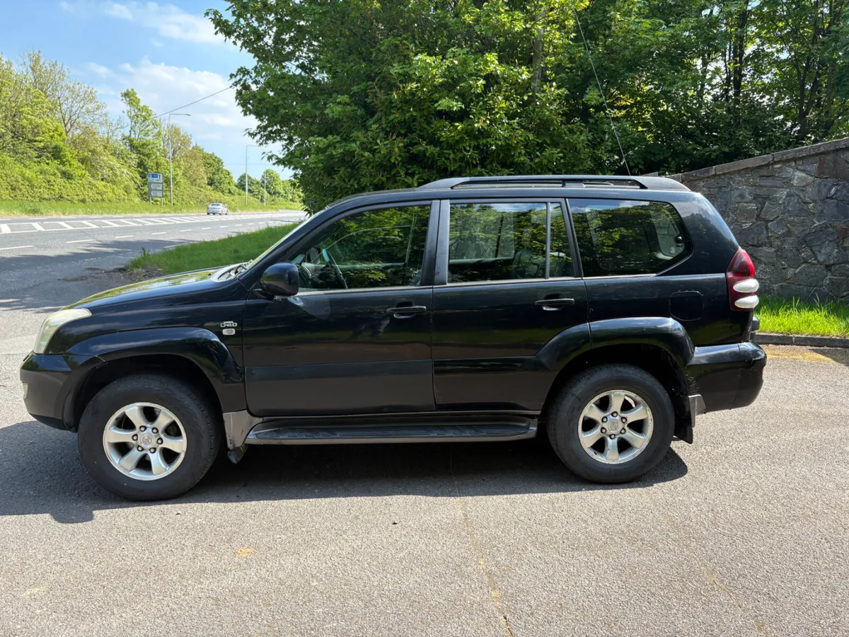 2005 Toyota Landcrusier 5 Seater Crew cab - Image 4