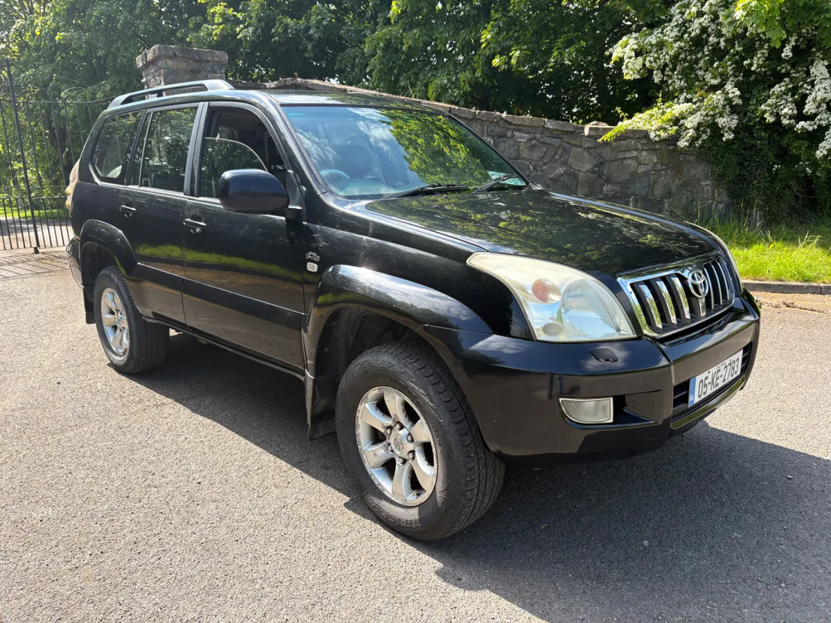 2005 Toyota Landcrusier 5 Seater Crew cab - Image 1
