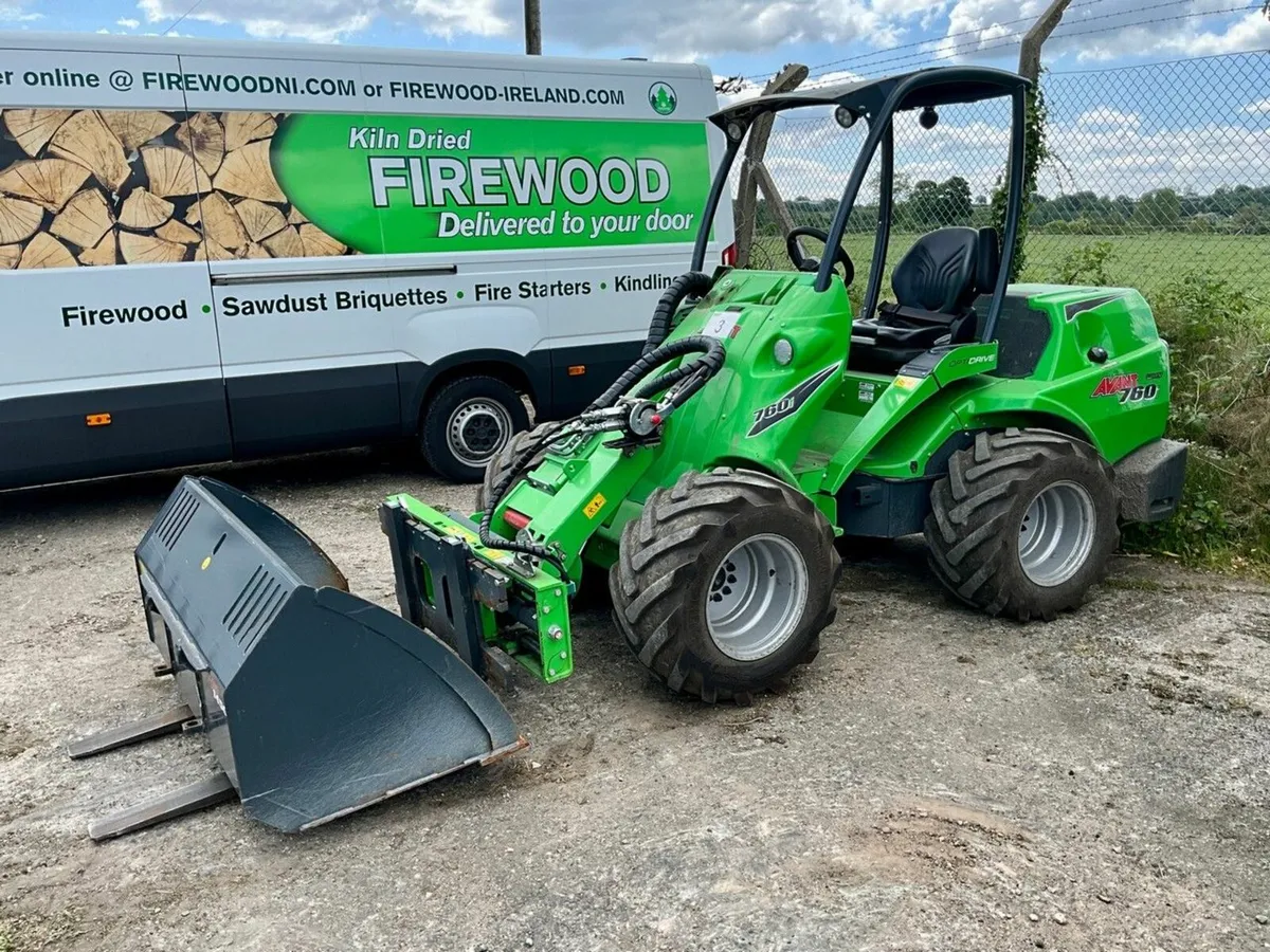 AVANT 760i 4WD ARTICULATED LOADER - Image 1
