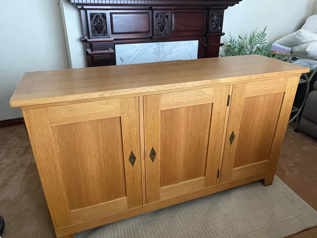 3 door side board - Image 1