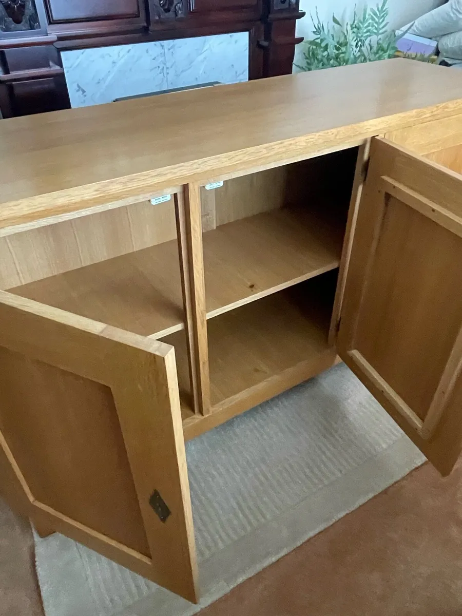 3 door side board - Image 2